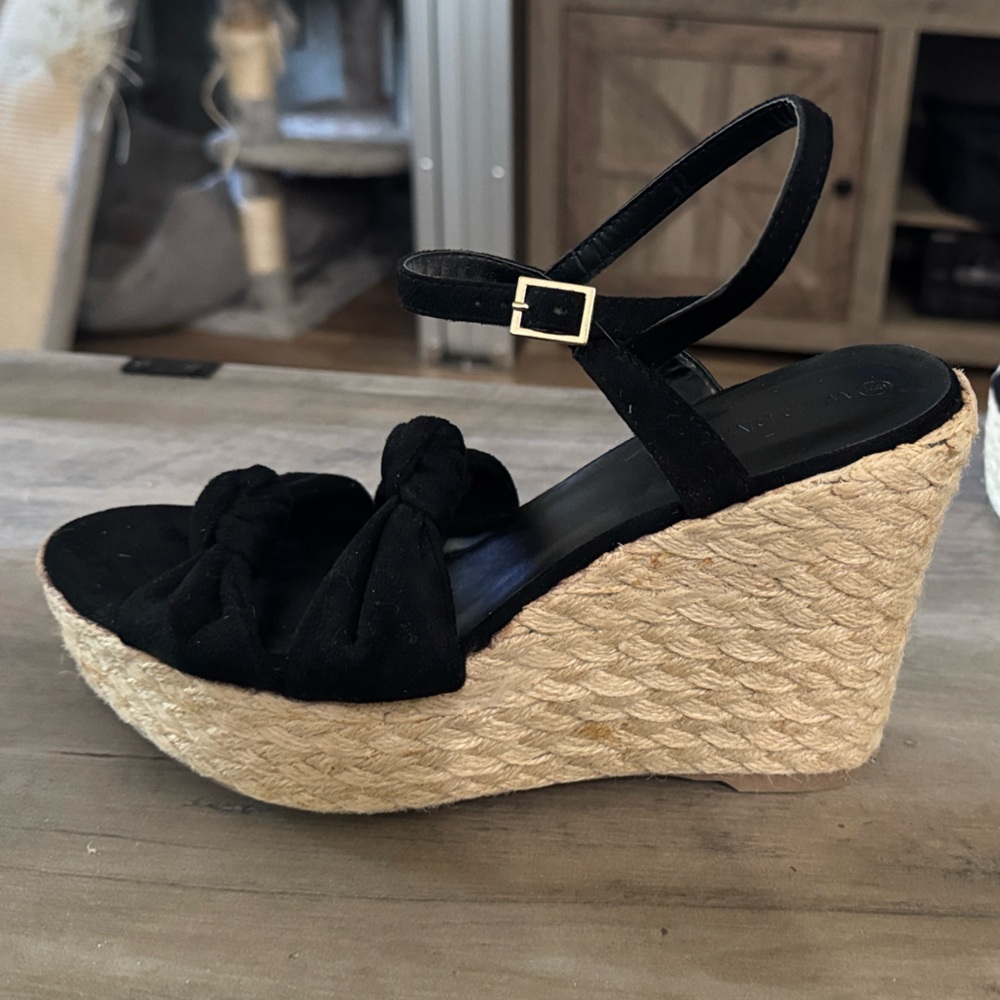 Black Espadrille Wedge Sandals with Ankle Strap sz 9